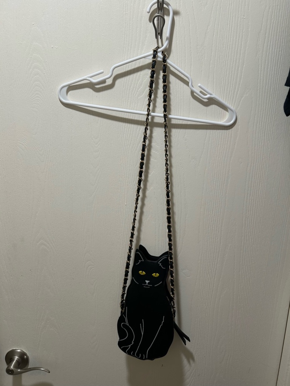 Black Cat Crossbody Bag with Yellow Eyes